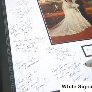 Paspartú Signature de 20 x 30 cm con marco. Plateado, dorado, blanco y negro. Personalizado para tu boda o evento. Artículos más vendidos: 10608