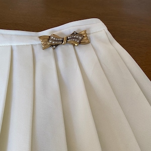 Vintage Bow Ribbon Pin Brooch With Beautiful Rhinestone Detail