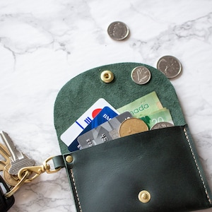 Porte-clés en cuir - portefeuille personnalisé pour maman - cuir noir personnalisé - porte-cartes de crédit personnalisé - gaufrage - cadeau pour femme