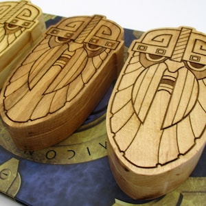 Dwarven Protector Premium Dice Box