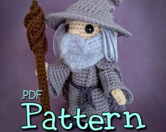 Patrón de amigurumi de ganchillo de mago gris