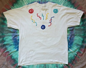 1980s 1990s Vintage Memphis Style New Wave Abstract Geometric Shapes Swirls Primary Colors Applique Bedazzled Studded Size XL T-shirt