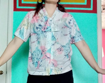 1970s 1980s Vintage Pastel Floral Abstract Pussycat Bow Graff Californiawear Size Large Short Sleeve Button Up Secretary Blouse Shirt