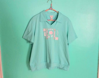 1990s Y2K Vintage Mint Turquoise Floral Beaded Applique Cottagecore Pastel Koret Francisca Size XL Short Sleeve Polo Shirt
