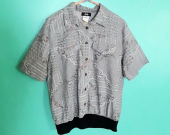 1980s 1990s Vintage Floral Lace Print Gray Cottagecore Collared Tapestry Button Up Blouse