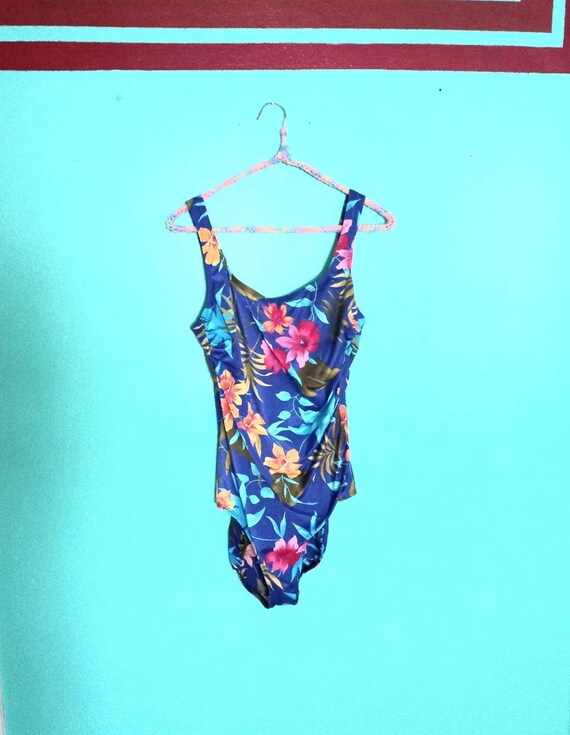 1980s 1990s Vintage Tropical Floral Slim Allure Si