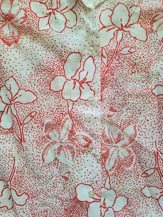 1970s Vintage Floral Red and White Irises Spotted… - image 3