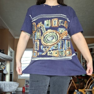 1980s 1990s Vintage Abstract Geometric Bird New Wave Modern Art Puff Paint Studded Size L XL Match Point T-shirt image 3