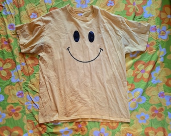 1990s Y2K Vintage Happy Smiley Face Love Kearney Anvil Plus Size 2X Yellow T-shirt