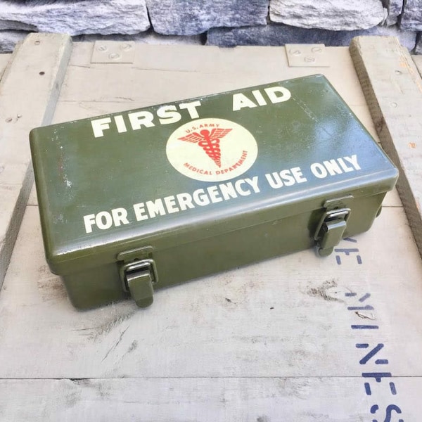 Vintage US Army First Aid Kit Ammodor travel tactical cigar humidor