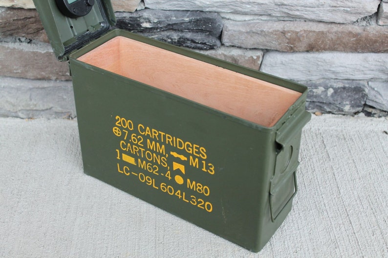 The 30 Ammodor ammo can tactical cigar humidor afbeelding 1