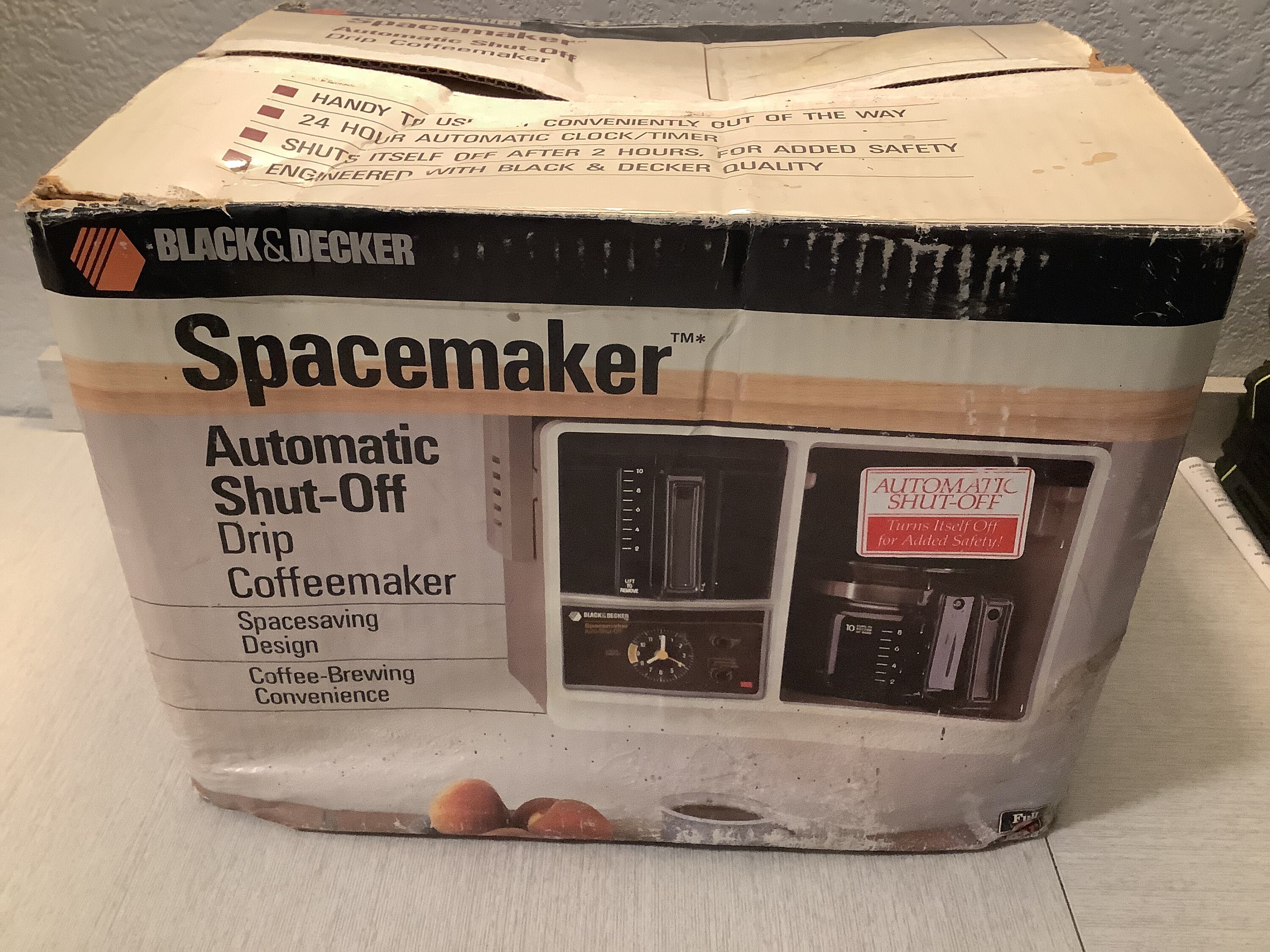 Black & Decker Spacemaker Automatic Shut off Drip Coffeemaker W/clock  Vintage Unused 