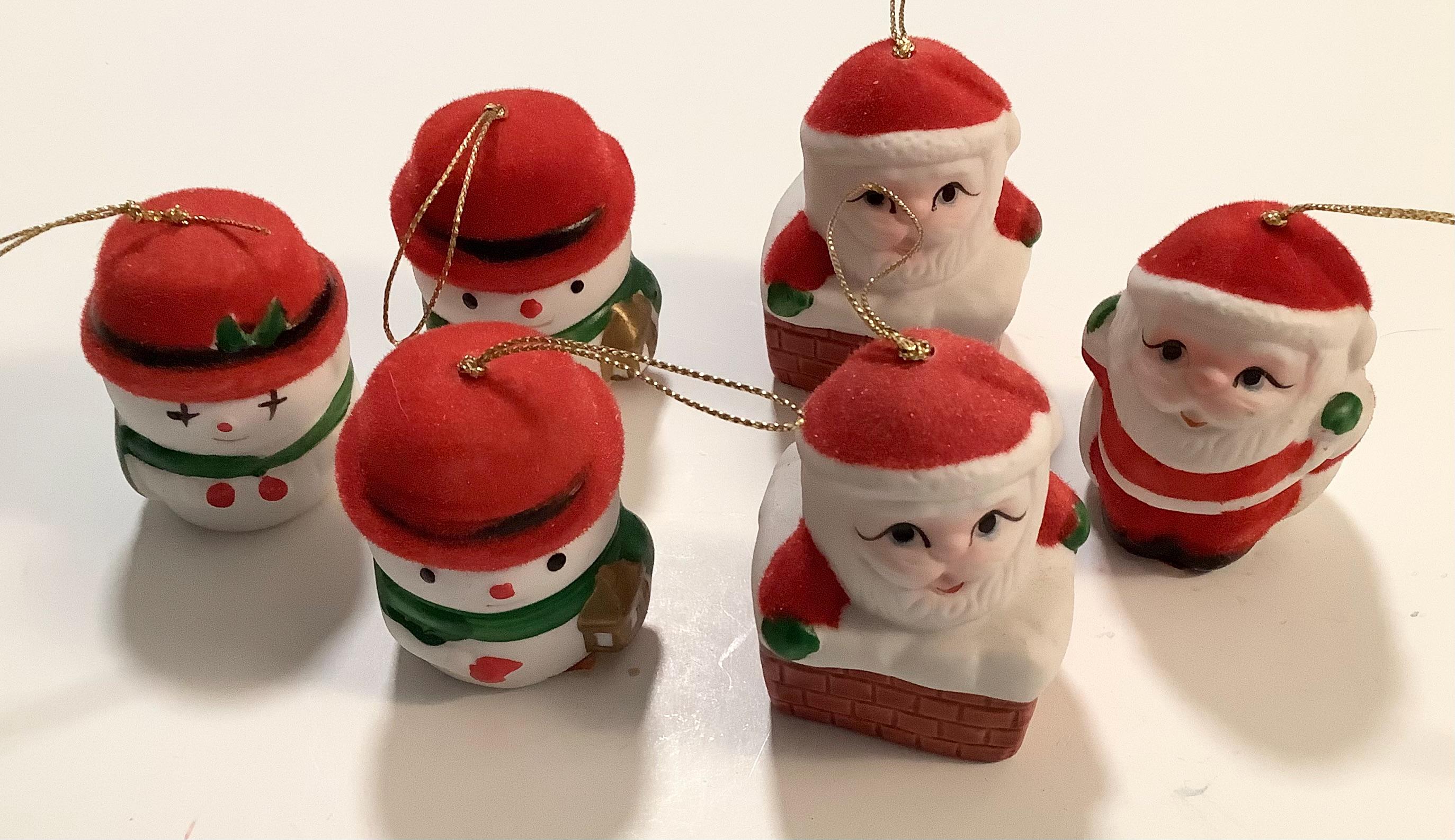 * vintage ornament ❀ * 雪の降る日の サンタクロース さん 1950s Flocked Santa - Etsy
