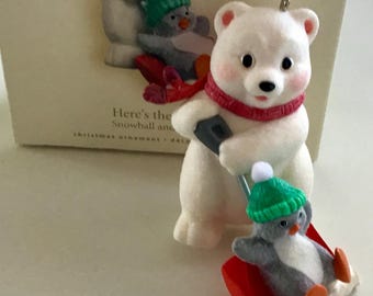 Hallmark Keepsake Ornament 2007 "HERE'S THE SCOOP" Snowball & Tuxedo #7, Mint in Box