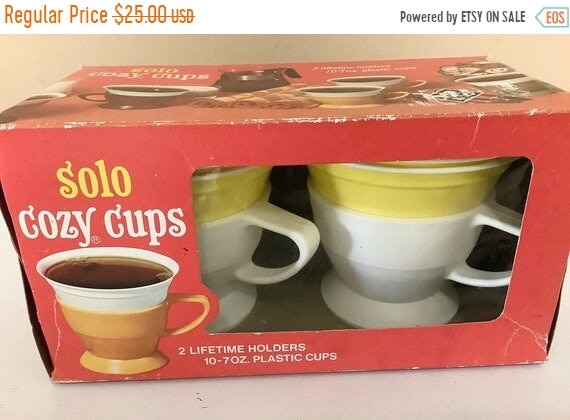 Solo Cozy Cups Starter Set 2 Holders & 10 Cups Yellow Cups/white Holders  Vintage NEW 