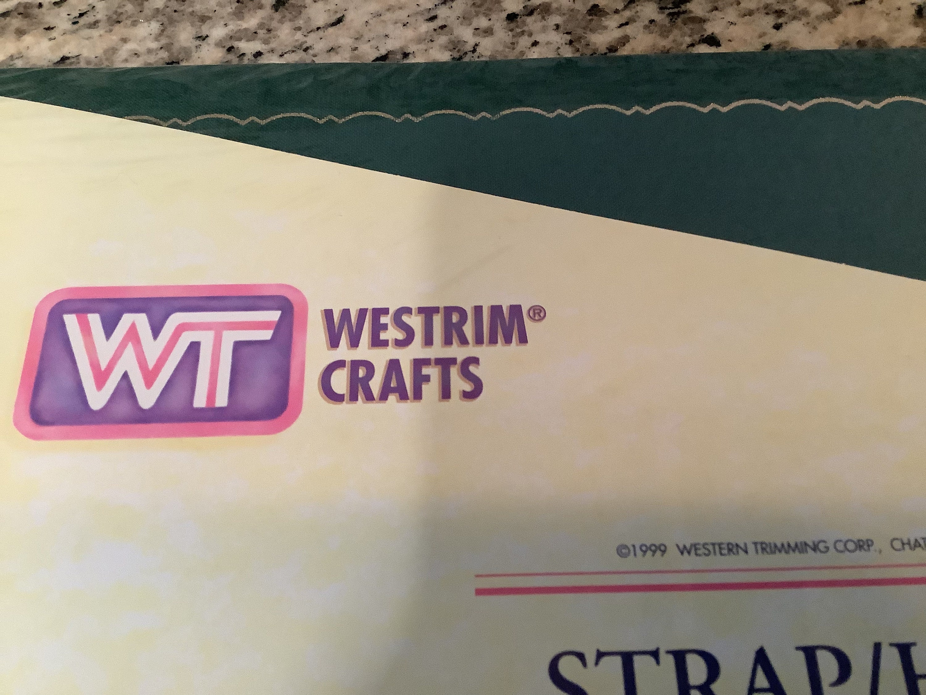 Westrim Crafts 12x12 Strap Hinge Cloth Albums Expandable Blue