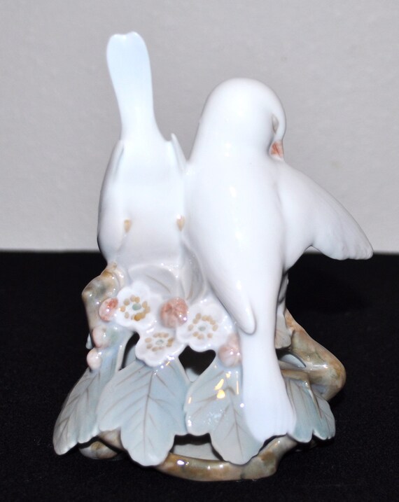Vintage Royal Copenhagen Porcelain Pair White Doves #402 Love