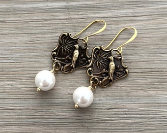 Bird Earrings, Pearl Earrings, Vintage Style Earrings, Brass Earrings, Bronze Earrings, Baroque Earrings, Gold Earrings, Sparrow Earrings