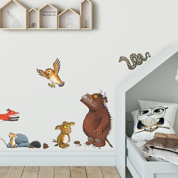 Gruffalo's Child wall sticker, Gruffalo's Child wall decal, Gruffalo wall sticker, Gruffalo and Friends wall sticker