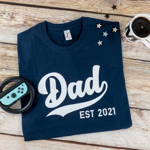 Personalised Dad Est men&#39;s t shirt, Dad t shirt, Father&#39;s day gift, Dad birthday gift, Father&#39;s day t shirt, New dad gift