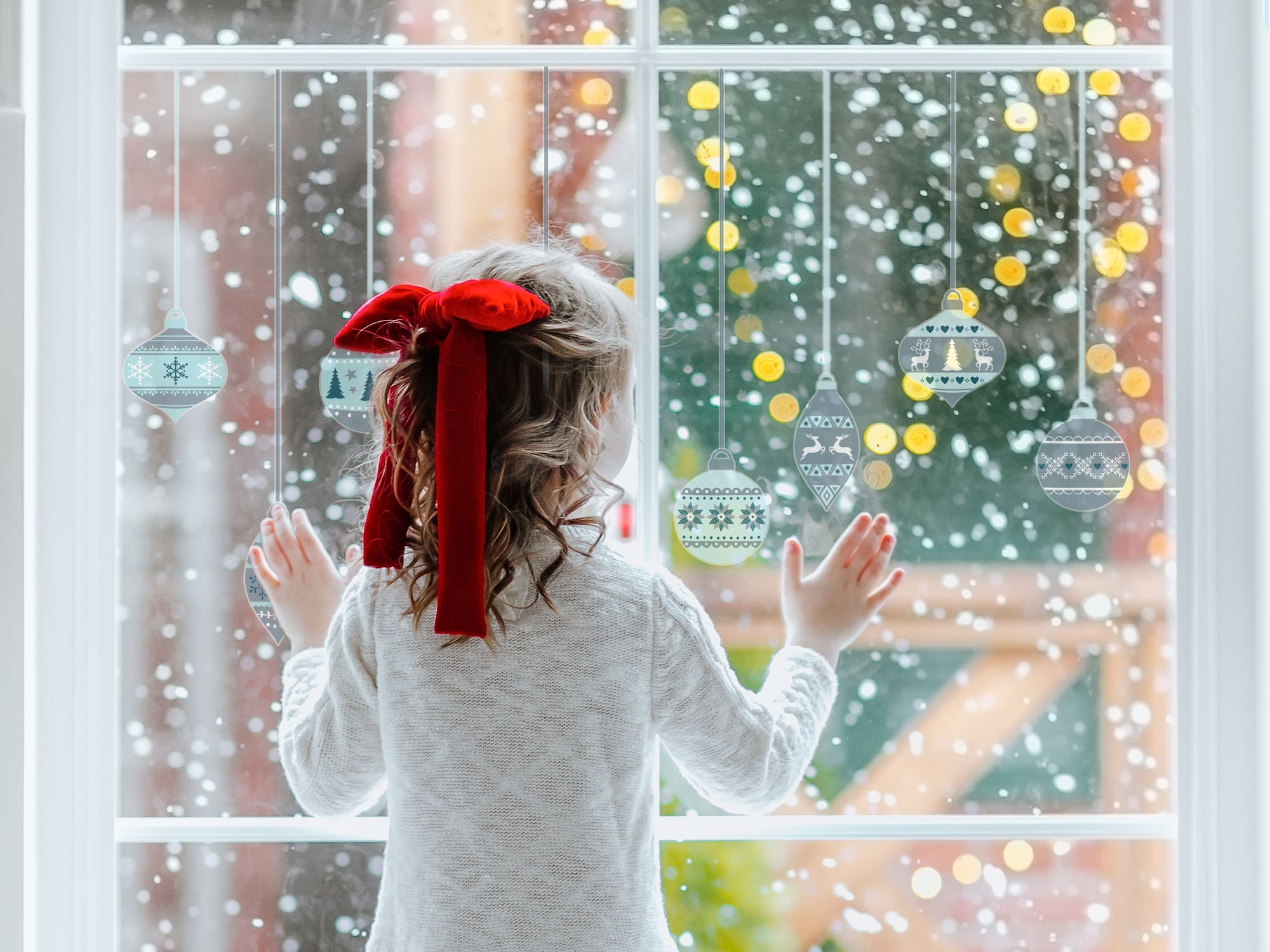 Adesivi Natalizi Per Finestre Lemicin - 352 Pezzi, 10 Fogli, Fiocchi Di Neve E Personaggi, Riutilizzabili In PVC - 2