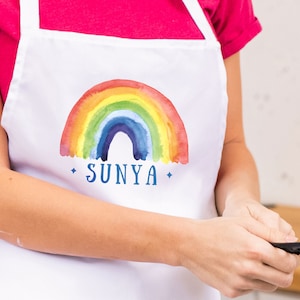 Personalisierte Schürze, Regenbogen Schürze für Erwachsene, Geschenkideen für Mama, Nana Geschenk, Muttertagsgeschenk, Weihnachtsgeschenk