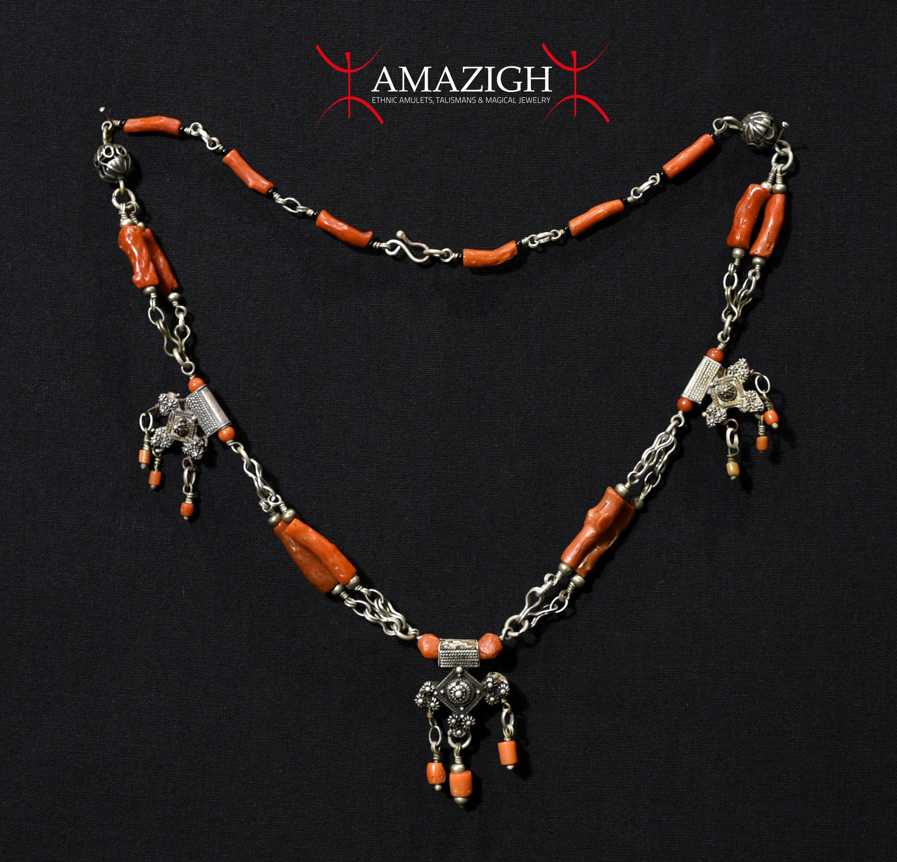 Collier Pendentif Berbère Khmissa | Bijoux traditionnel Berbère Collier Pendentif Berbère Khmissa | Bijoux traditionnel Berbère