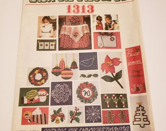 Christmas Transfers / Heat Set Transfers / Vogue Patterns Santa Pack II / Vogue 1313 / Handmade Christmas