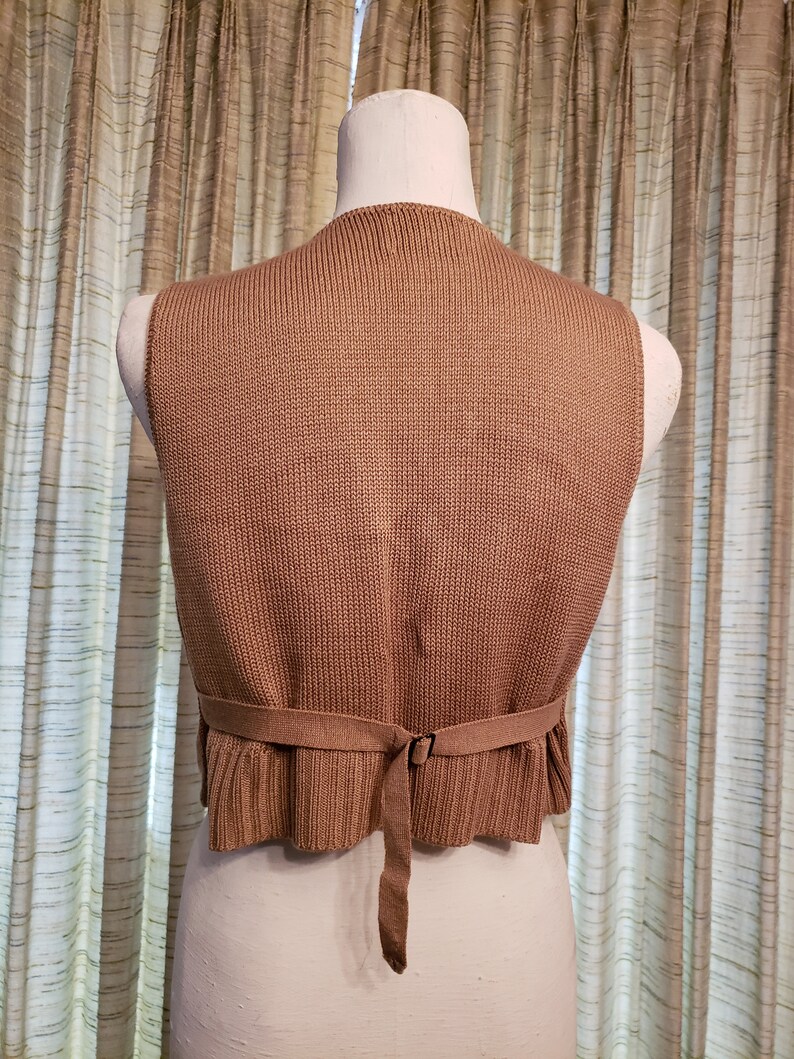 Ladies Cropped Gold Vest Button Front Ladies Vest it/'s pure gould acrylic vest