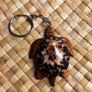 Wood Turtle Opihi Shell keychain - gifts or favor key holder handmade - pendant arts and crafts give aways