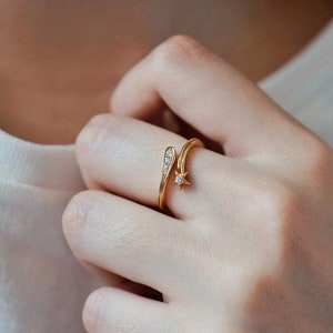 Gold Tiny Shooting Star Adjustable Ring, Constellation, Minimalistic Jewelry, Polar Star