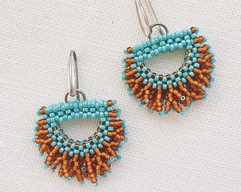 HALF MOON Beading Tutorial - CRAW stitch seed beads pattern - Beaded fringe earrings - Beading Pattern Download