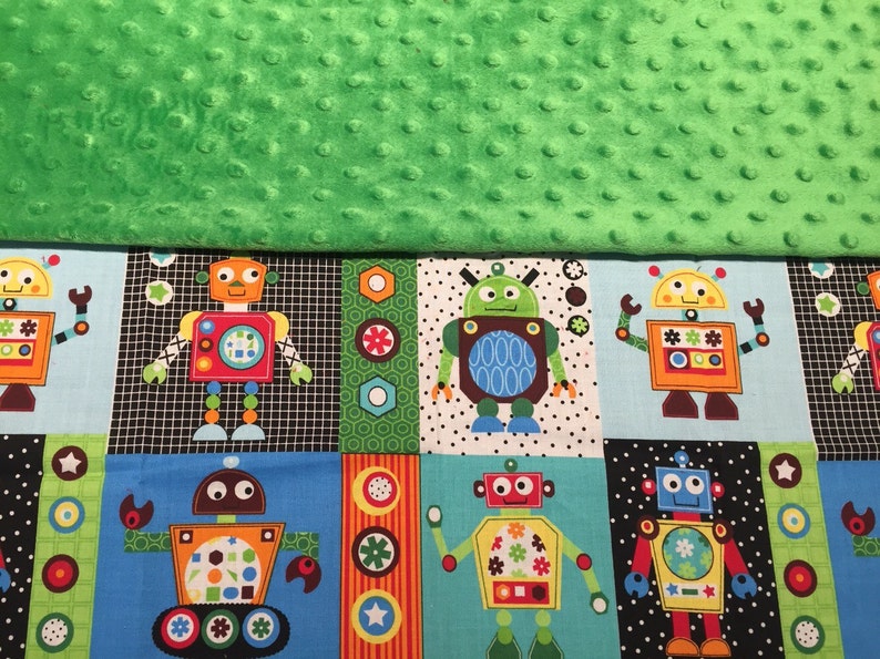 Robot Minky Blanket with Appliqued Name 30 x 36