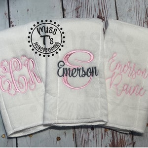 Monogrammed Set of 3 Personalized Burps / Baby Gift/ Cloth Diaper/ Baby Girl/ Baby Boy / Set of 3 Burp Rag / Embroidered