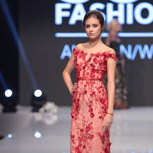 Red mother of the bride dress, Long romantic dress, Long evening dress, Couture formal dress, Prom cocktail dress, Elegant lace dress image 2