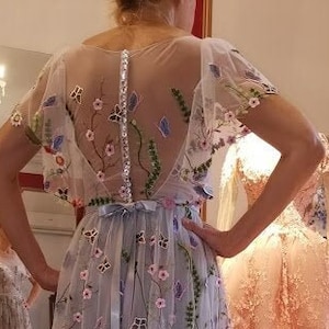 Flower wedding dress in gray with a transparent back and button closure/Color wedding dress with butterfly sleeves/Alternative Wedding Dress