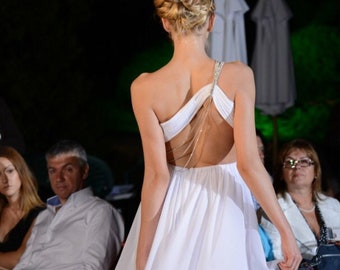 Beach wedding dress from chiffon, White Wedding Gown, Sexy draped wedding dress, Summer wedding dress in white, Long bridal gown in chiffon