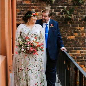 White Plus size Wedding Dress with Flowers, Embroidery Floral Bridal Gown with long sleeves, White Tulle wedding dress long image 3