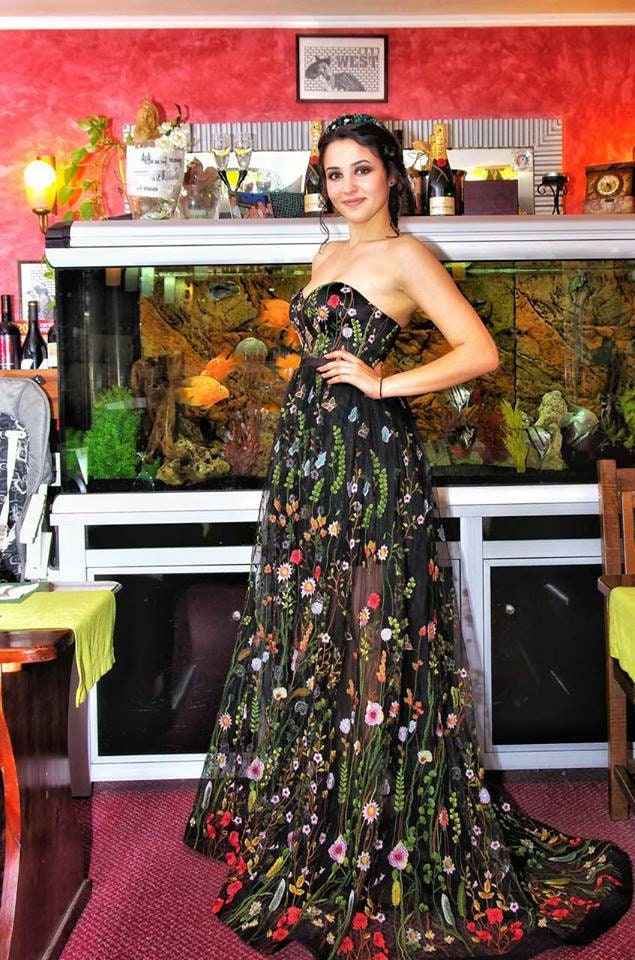 black floral evening dress BOHO FLORAL BLACK LACE V-NECK MAXI DRESS WITH LINING main image 1