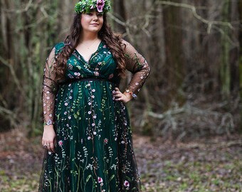 Embroidery Green Floral Wedding Dress Plus Size Embroidered Flower Bridal  Gown With Sleeves, Color Wedding Dress From Tulle - Etsy