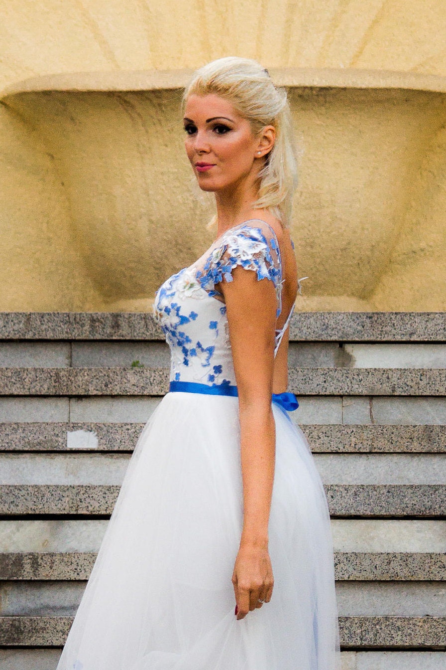 princess polly baby blue dress White and Blue Wedding Dress, Color Wedding Dress With Butterflies, Modest Wedding  Dress Gown, White Bridal Gown Fairy Wedding Dress in Blue