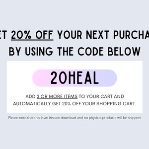 Pu&ograve; includere: Un rettangolo con sfumatura rosa e viola con il testo "20HEAL" in nero. Il testo sotto il rettangolo dice "AGGIUNGI 3 O PI&Ugrave; ARTICOLI AL TUO CARRELLO E OTTIENI AUTOMATICAMENTE IL 20% DI SCONTO SUL TUO CARRELLO DELLA SPESA." Il testo in basso dice "Si prega di notare che questo &egrave; un download istantaneo e non saranno spediti prodotti fisici."