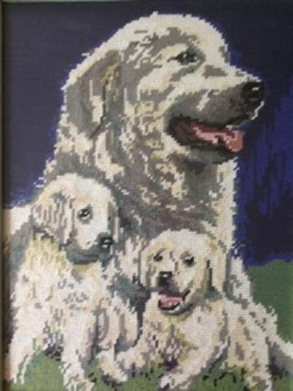 Grand Chien Des Pyrénées avec Chiots - Tapisserie Vintage Cousue à La Main Idéale Pour Mur/Coussin O