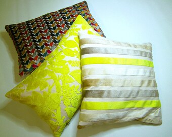 Luxurious decorative cushion including feather filling approx. 40 x 40 cm / 50 x 30 cm