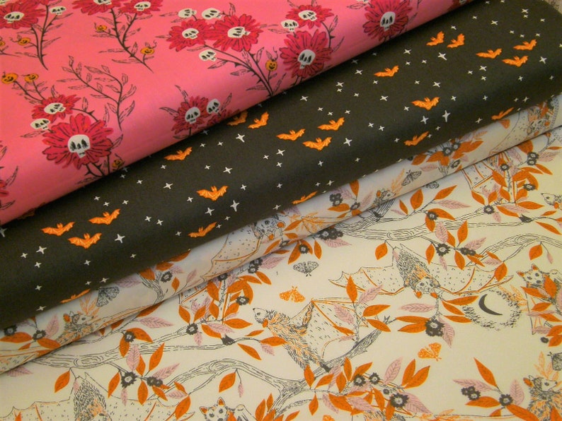 0,5 m Printed cotton fabric Sweet 'n Spookier Bat Night 110 cm w. image 5