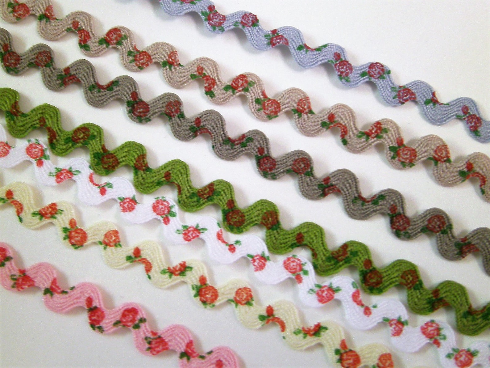 1 M Printed Rickrack Trim roses 8 Mm W Flowers Etsy
