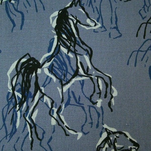 0,5 m Printed fabric Wild Horses 110 cm w. Pferde blau