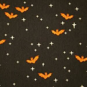 0,5 m Printed cotton fabric Sweet 'n Spookier Bat Night 110 cm w. image 3