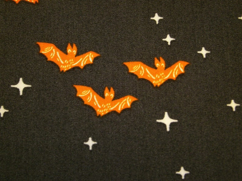 0,5 m Printed cotton fabric Sweet 'n Spookier Bat Night 110 cm w. image 2