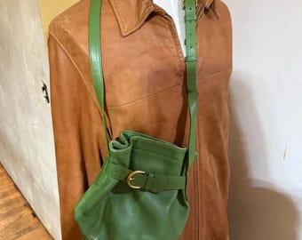 ショルダーバッグ Vintage Coach Ergo Zip Bag Leaf Green Vintage Coach Ergo Zip Bag Leaf Greenの通販はau PAY マーケット